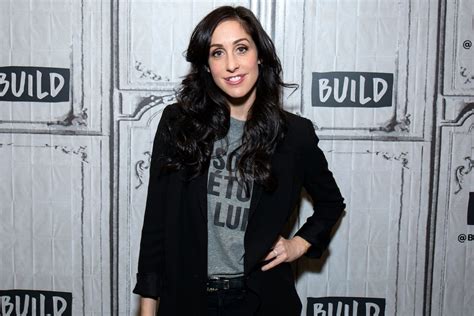 catherine reitman lips botched|Working Moms star mocked for super distracting thin。